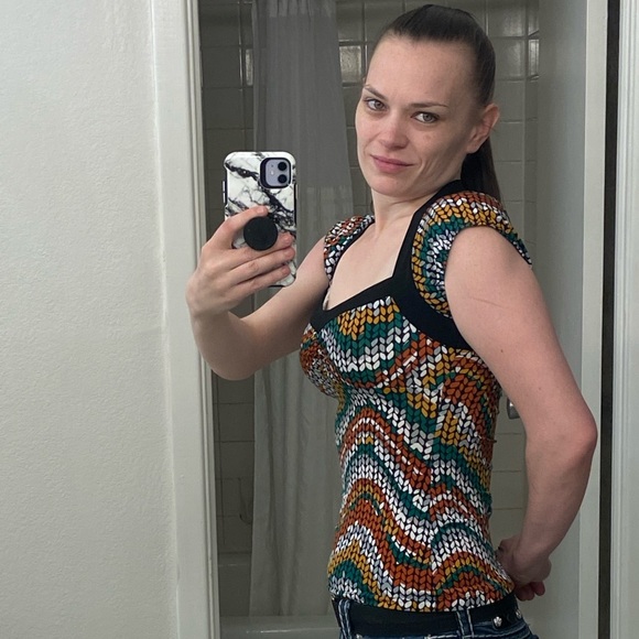 Meet your Posher, Heather - Picture 3 of 4